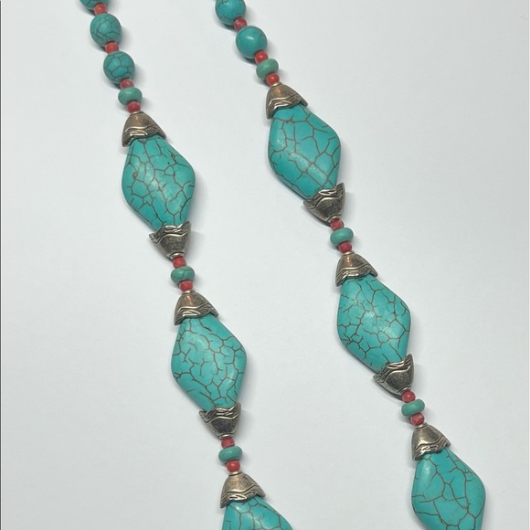 Gorgeous Turquoise Pattern Necklace - Picture 1 of 1